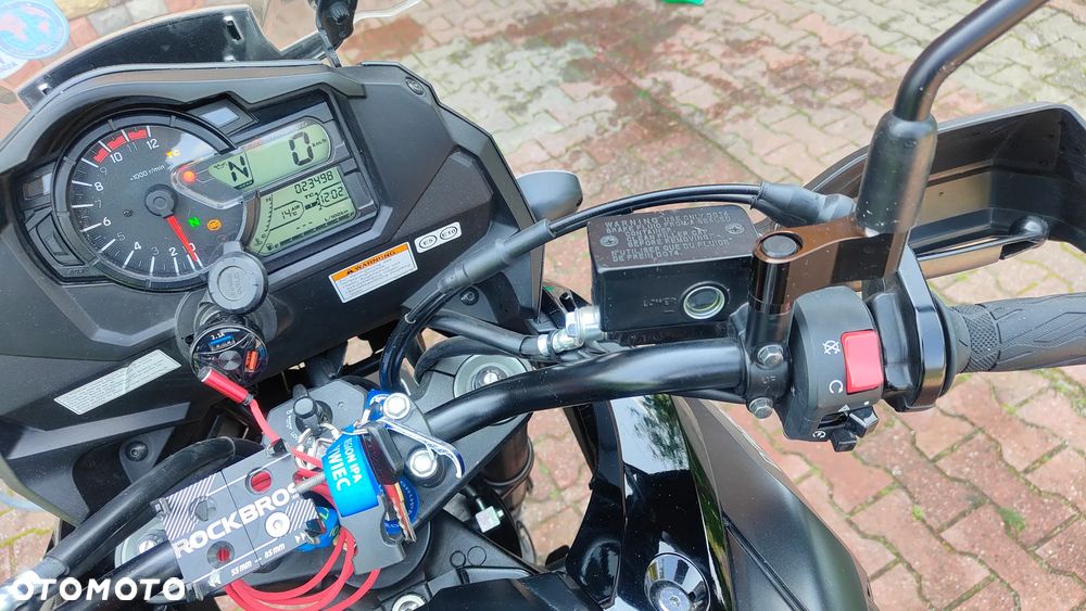 Suzuki V-STROM - 20