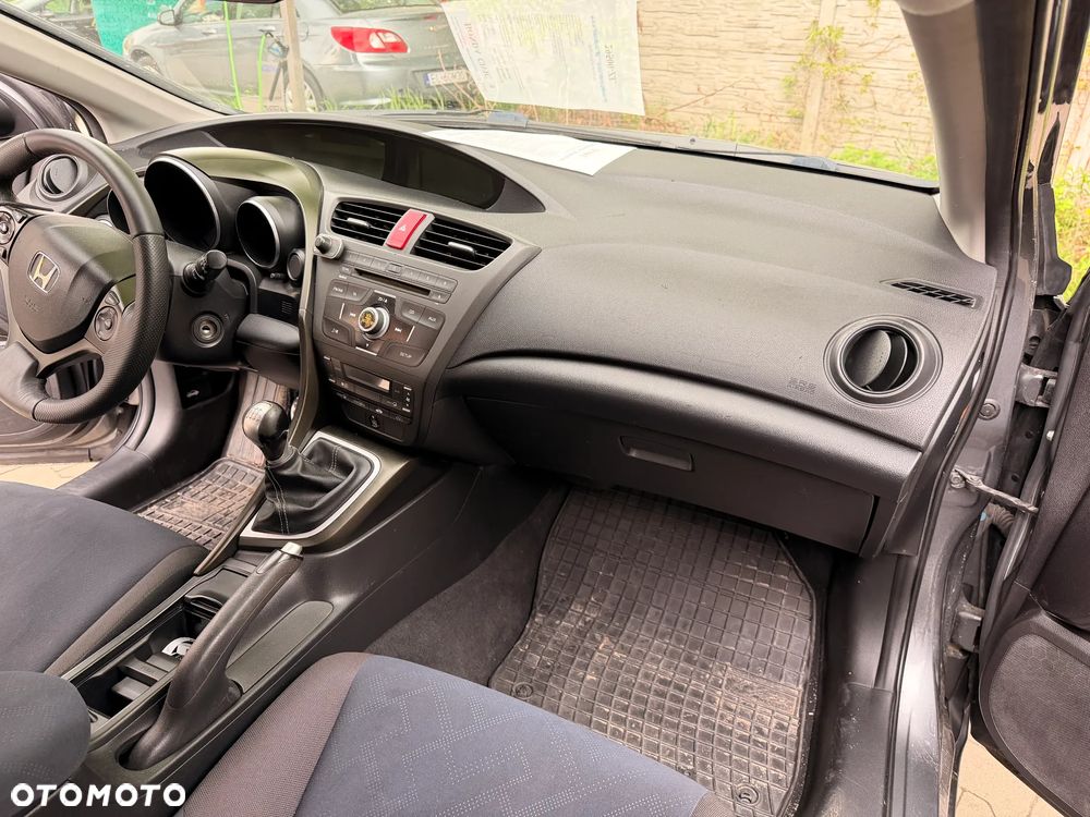 Honda Civic 1.4 Sport - 27