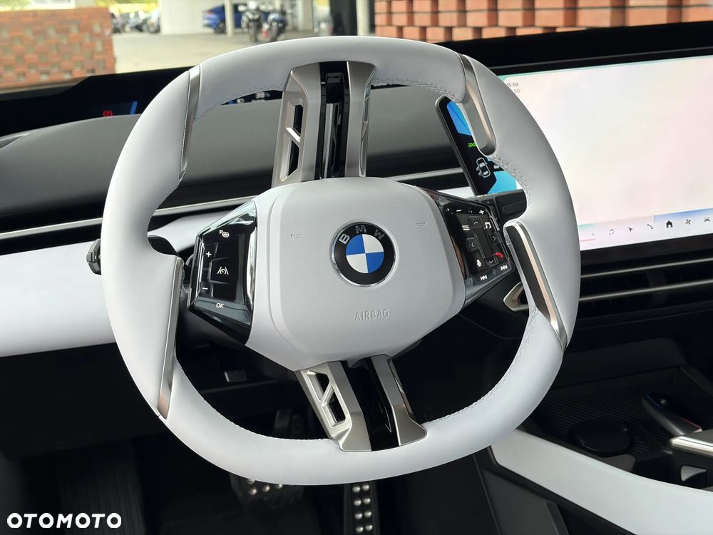 BMW i3 50 xDrive 113.4kWh - 26