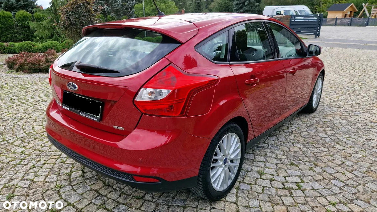 Ford Focus 1.0 EcoBoost Ambiente - 4