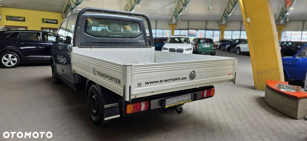 Volkswagen Transporter - 8