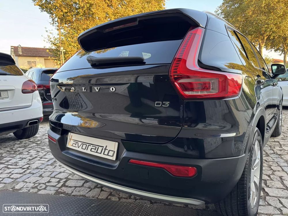 Volvo XC 40 2.0 D3 Momentum AWD Geartronic - 27