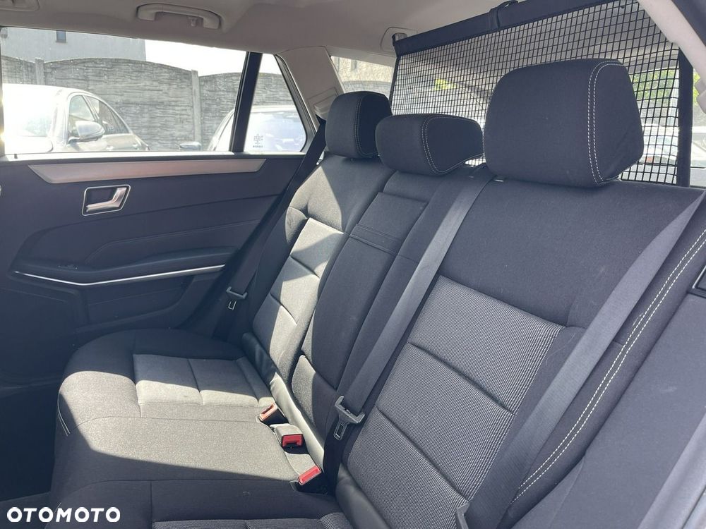 Mercedes-Benz Klasa E 250 BlueTEC 9G-TRONIC Classic - 11