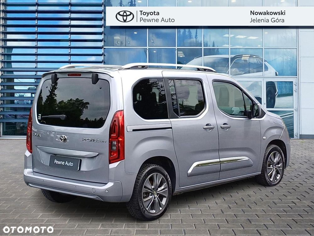 Toyota Proace City Verso 1.2 D-4T Family - 2