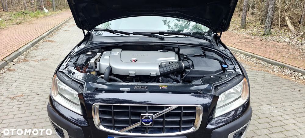Volvo XC 70 D5 AWD Momentum - 18