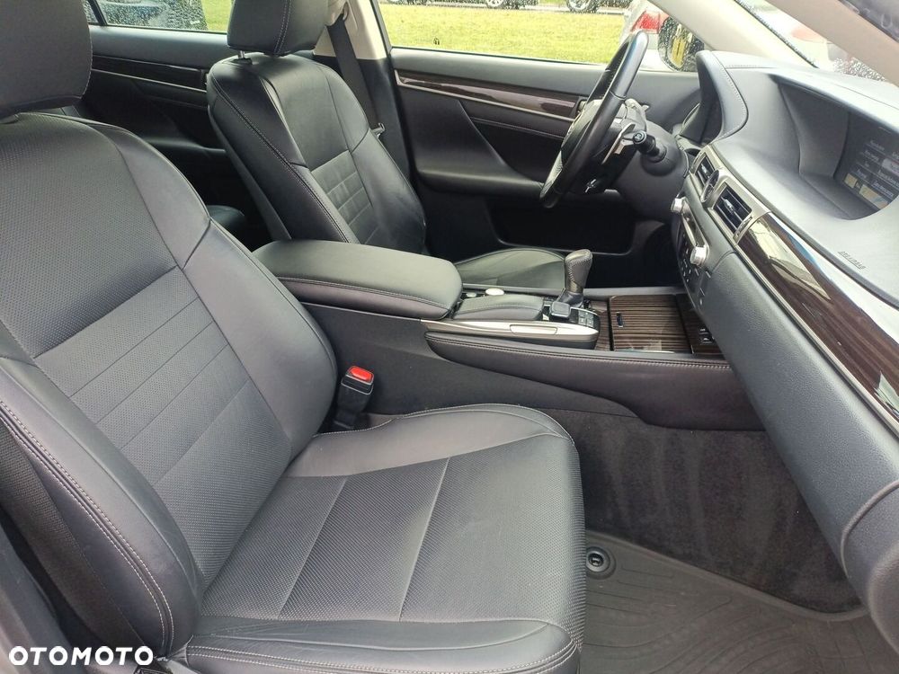Lexus GS - 11