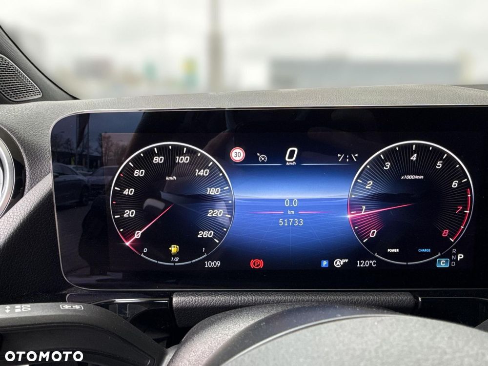 Mercedes-Benz GLA 200 AMG Line - 14