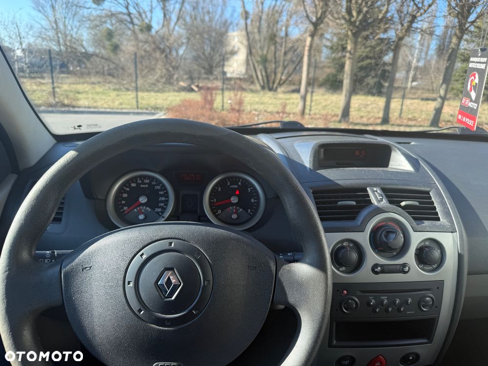 Renault Megane - 9