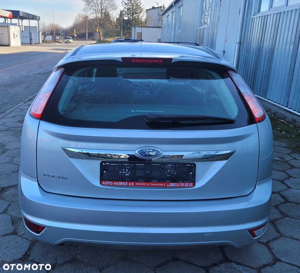 Ford Focus 1.6 Ghia - 5