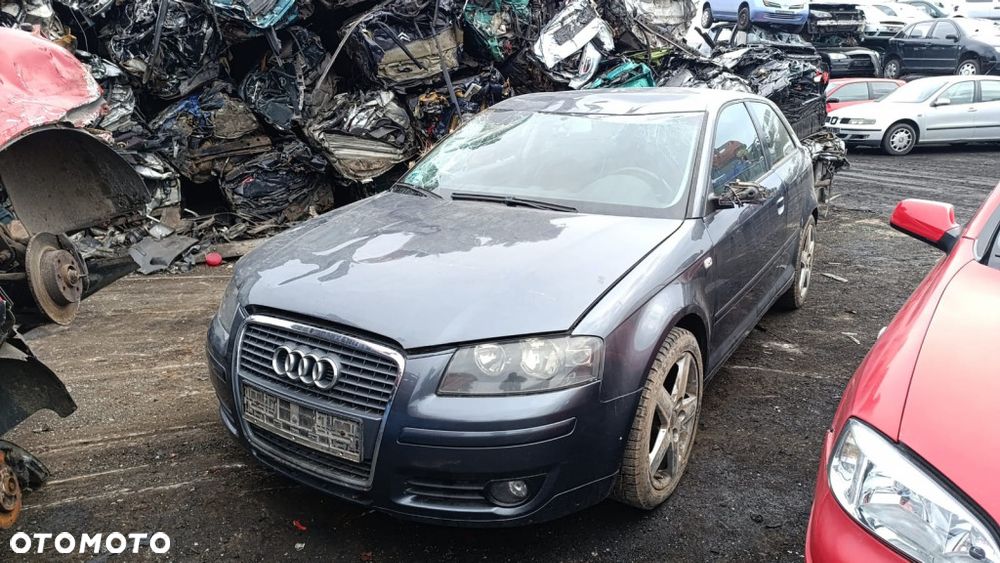 35956 Audi A3 8P model od 03-08 przedlift silnik 2.0 TDI 140 km BKP skrzynia GRF lakier LX7Z - 1