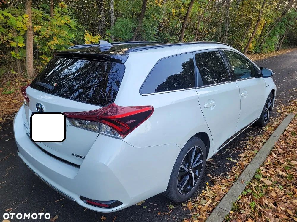 Toyota Auris 1.8 HSD Luna - 6