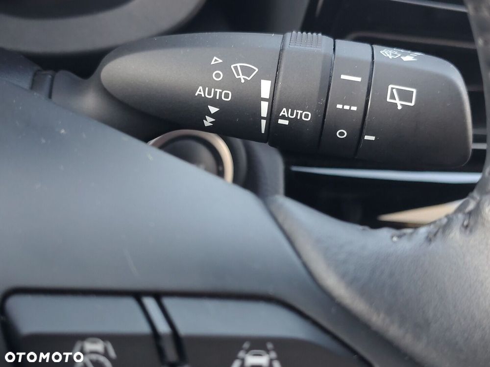 Toyota Yaris Cross Hybrid 1.5 Style AWD - 16