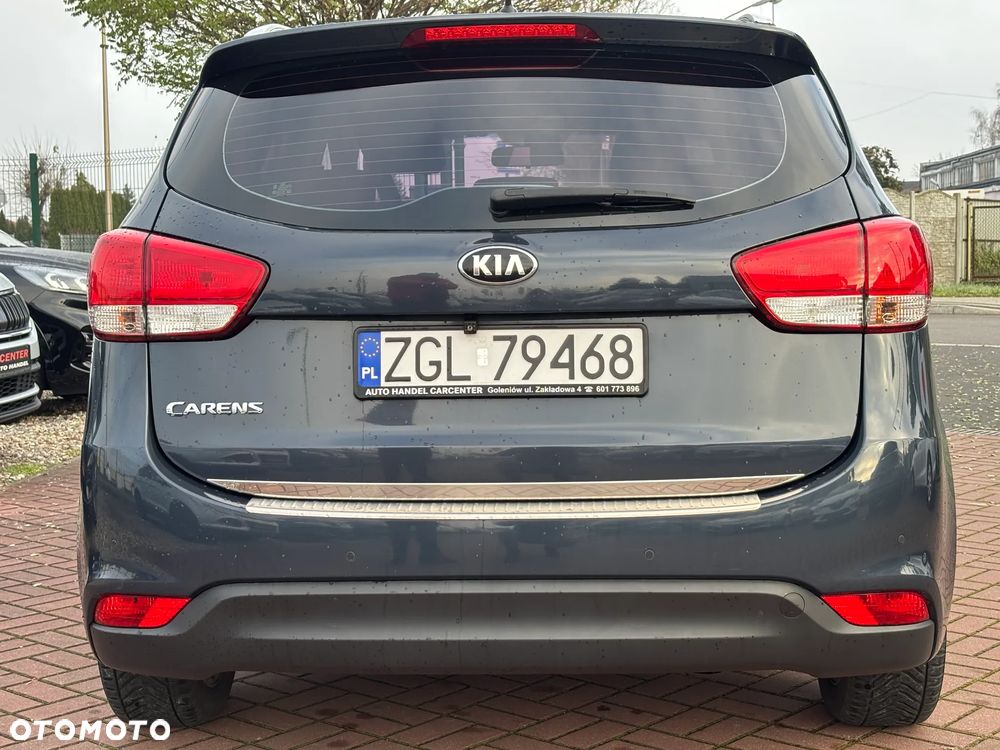 Kia Carens 1.6 GDI Dream Team Edition - 8