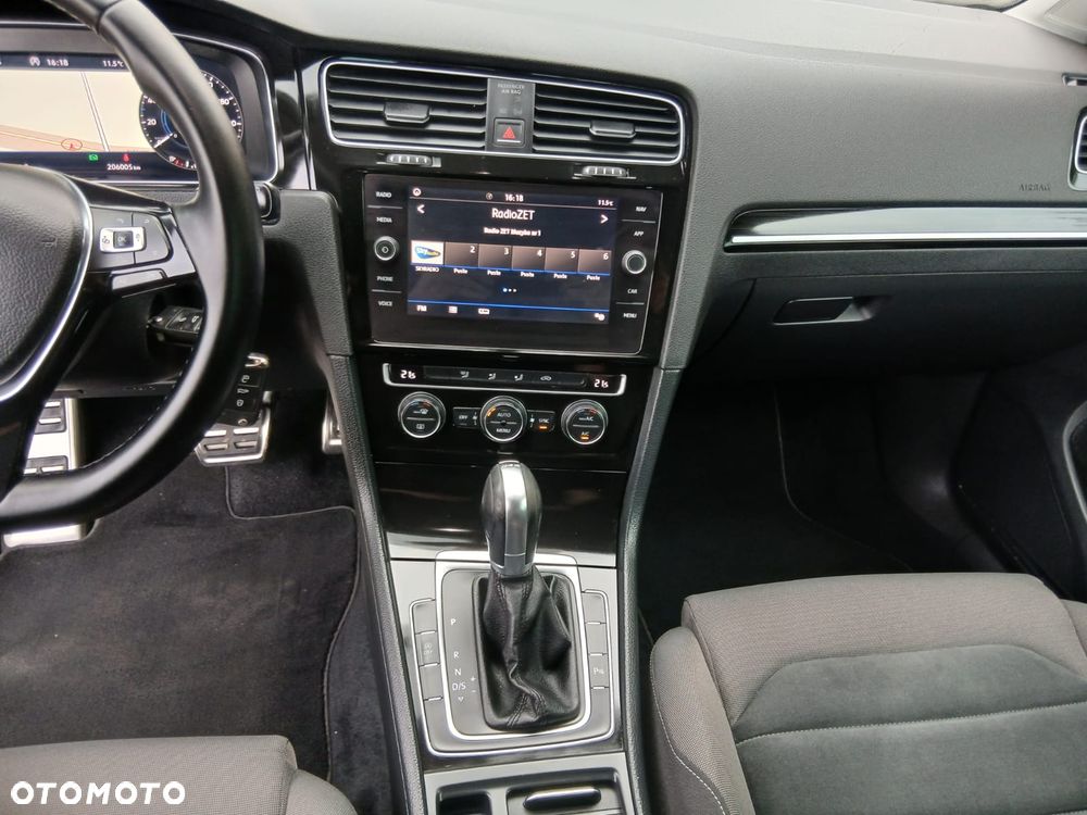 Volkswagen Golf 1.4 TSI (BlueMotion Technology) DSG Highline - 24