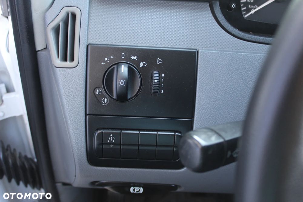 Mercedes-Benz Vito - 15