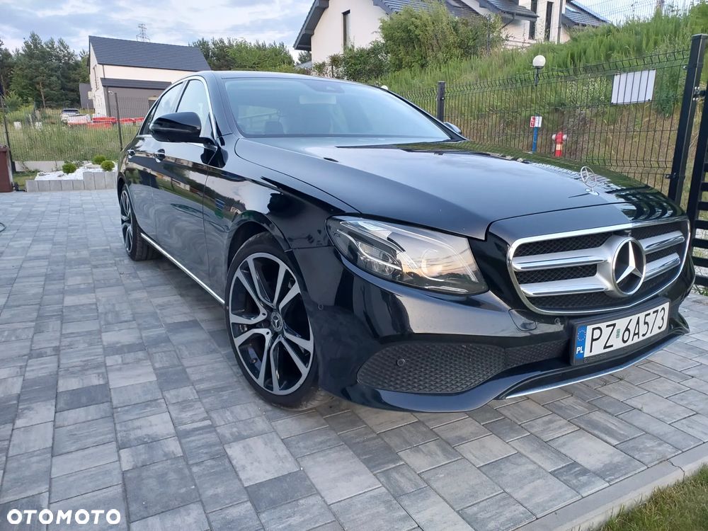 Mercedes-Benz Klasa E 220 d 9G-TRONIC - 1