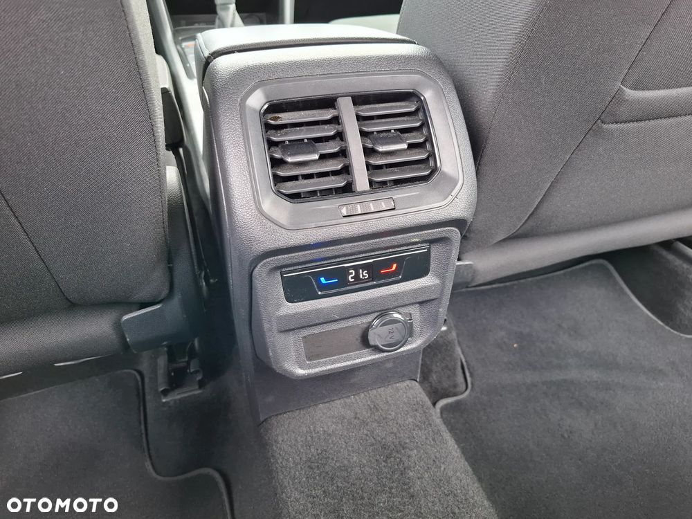 Volkswagen Tiguan 2.0 TDI SCR DSG Life - 31