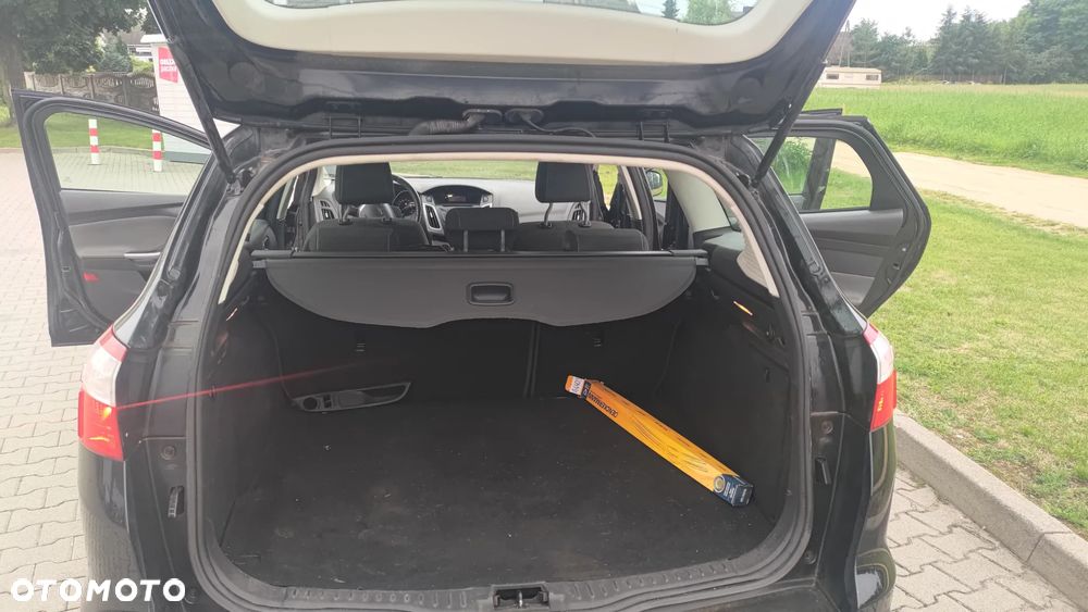 Ford Focus 1.6 Edition - 6