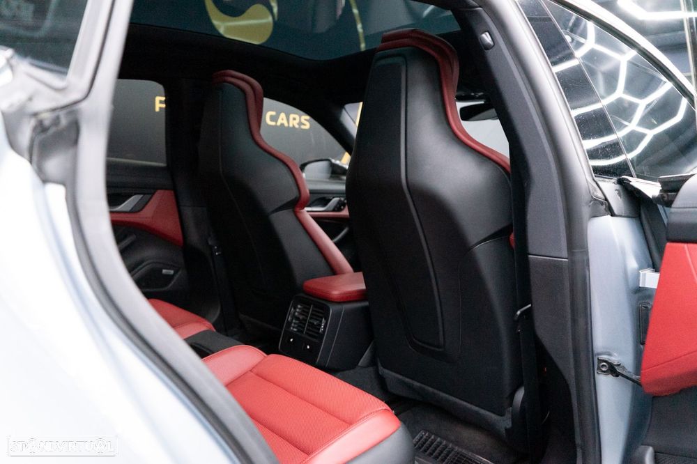 Porsche Taycan 4S - 52