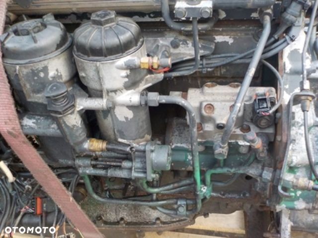 SCANIA XPI PODSTAWA FILTRÓW OLEJU - 1