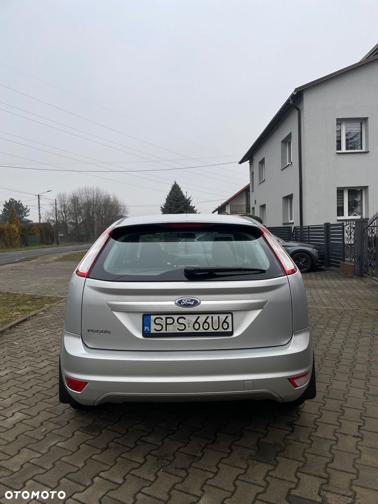 Ford Focus 1.6 Ambiente - 5
