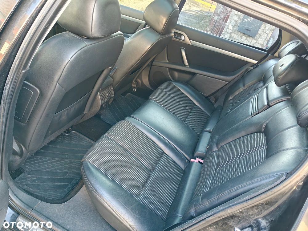 Peugeot 407 2.0 HDI ST Komfort EU4 - 7