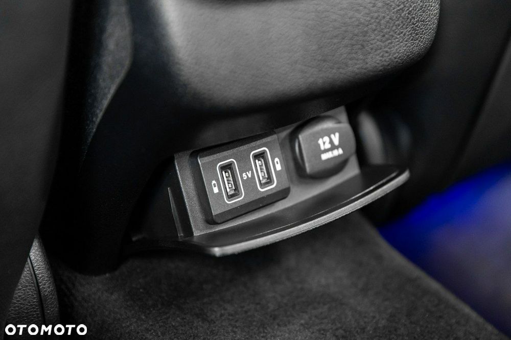 Mercedes-Benz Klasa E - 36