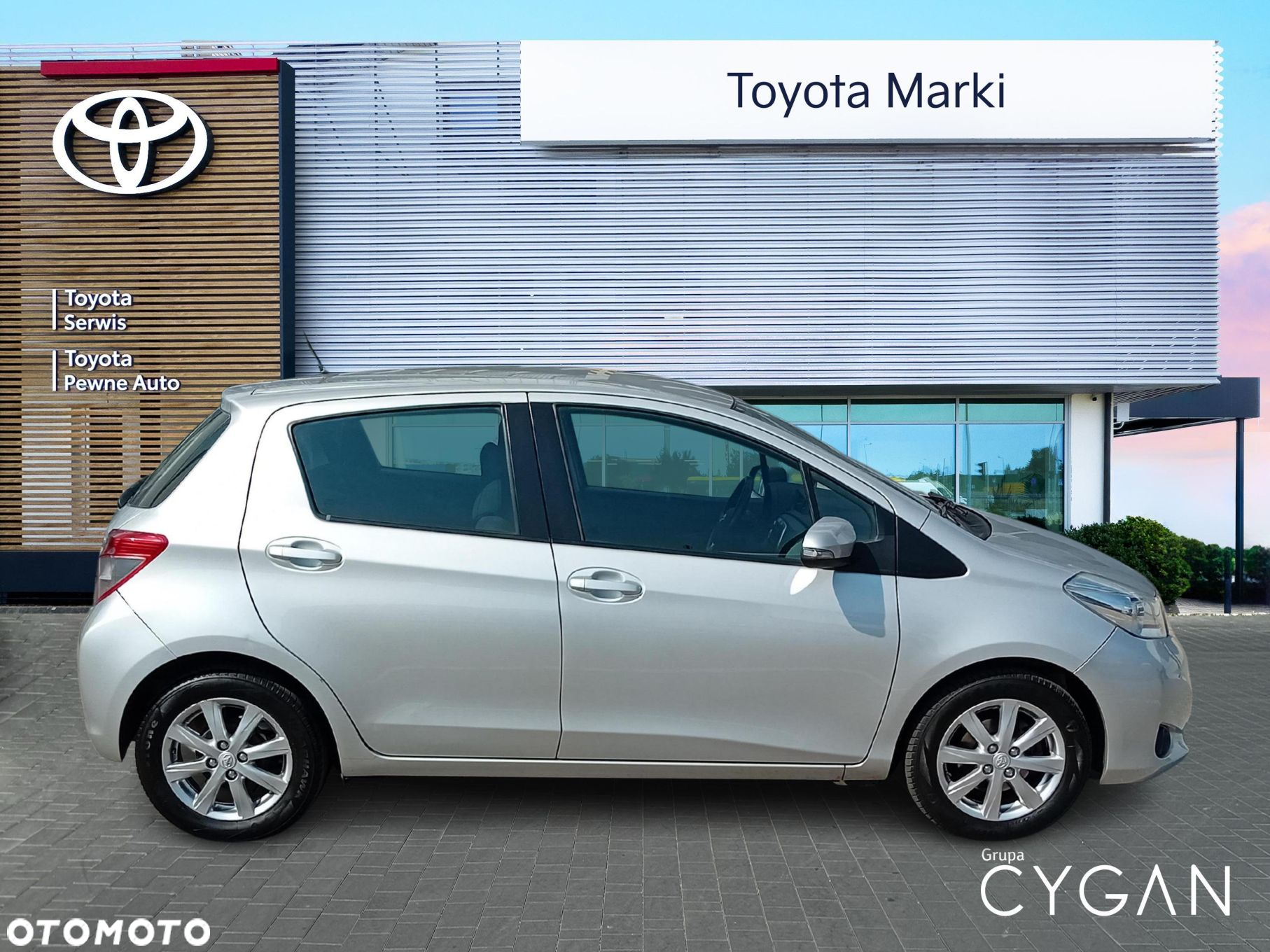 Toyota Yaris 1.33 Premium - 6