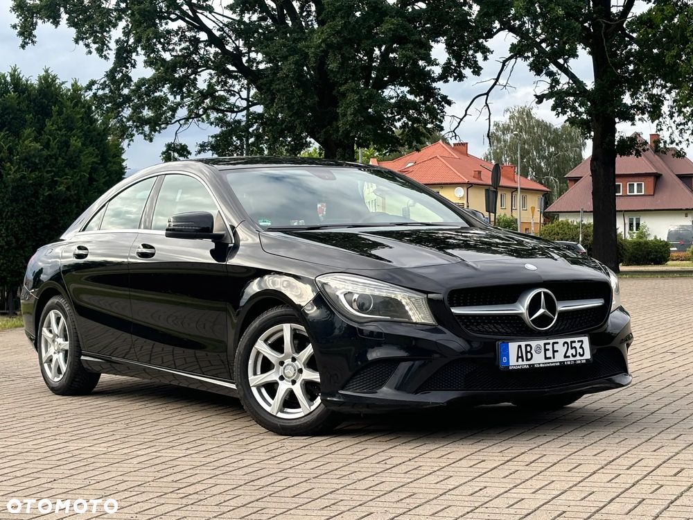 Mercedes-Benz CLA 180 StreetStyle - 2