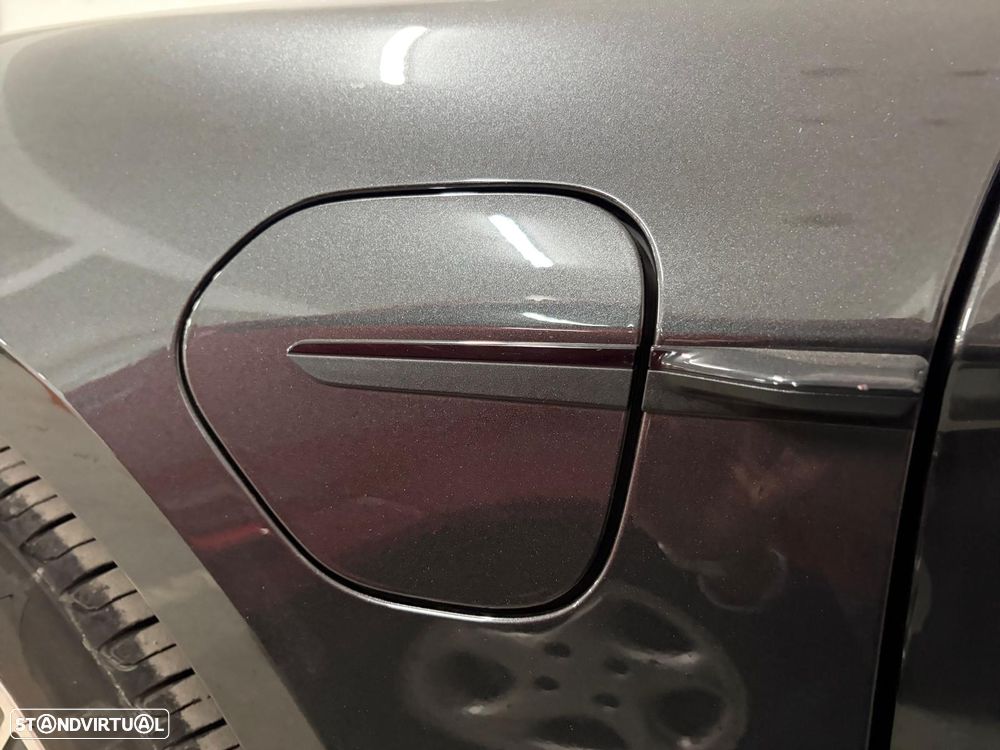 Porsche Taycan Standard - 29