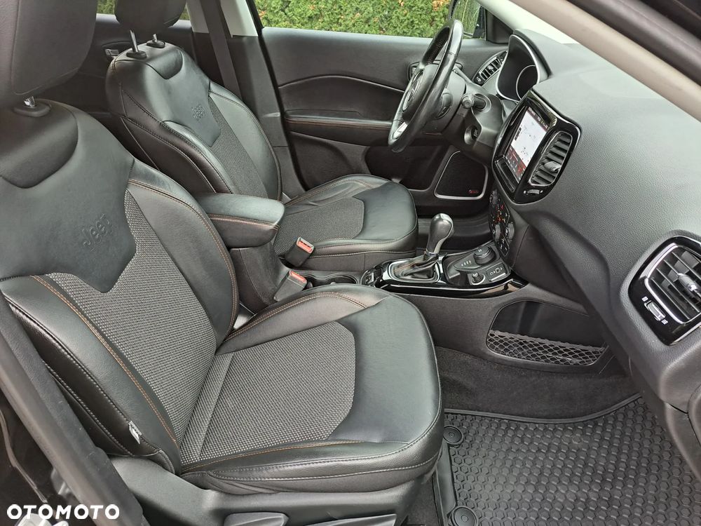 Jeep Compass 2.0 MultiJet Active Drive Automatik Limited - 8