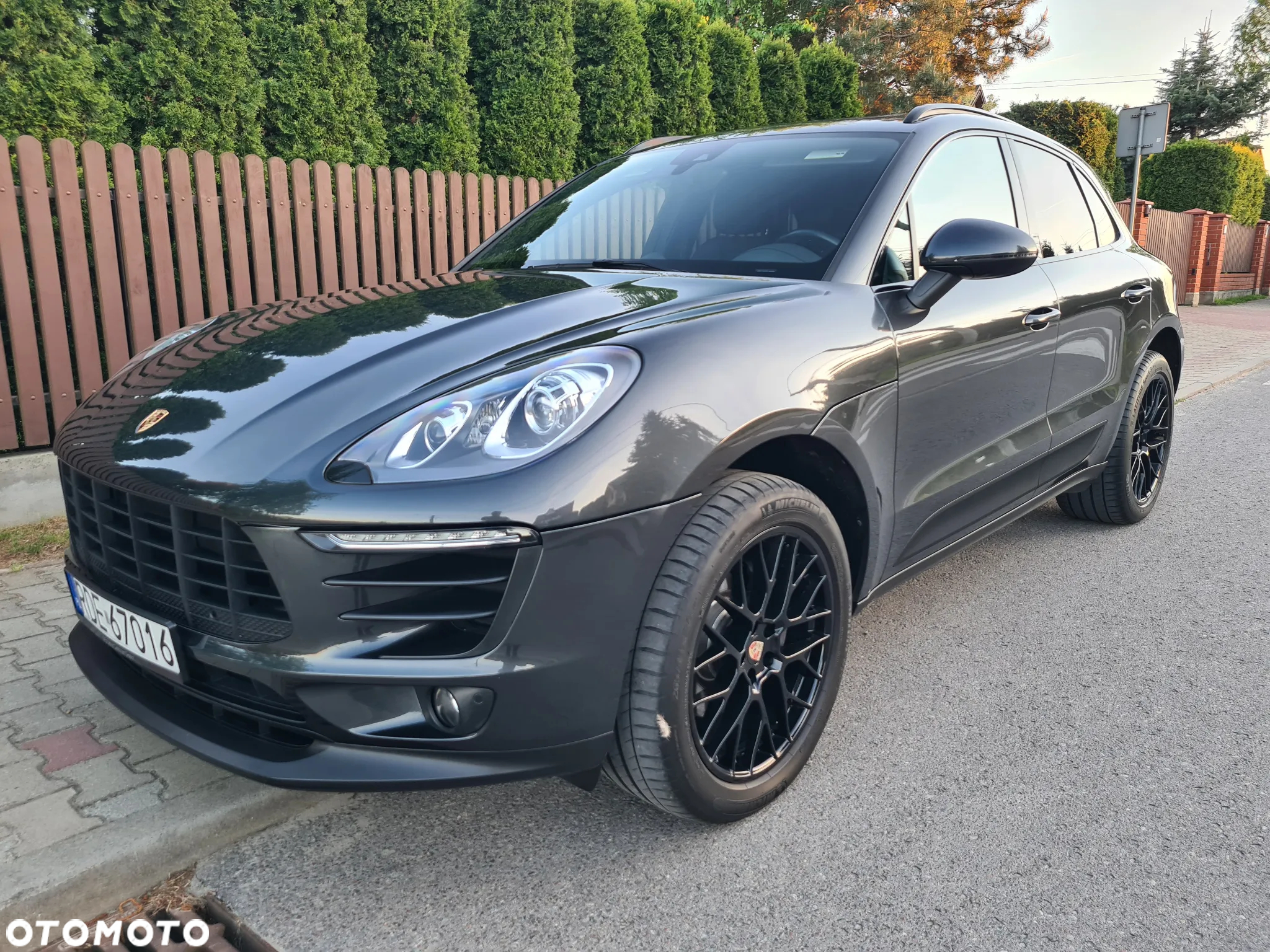 Porsche Macan Standard - 3