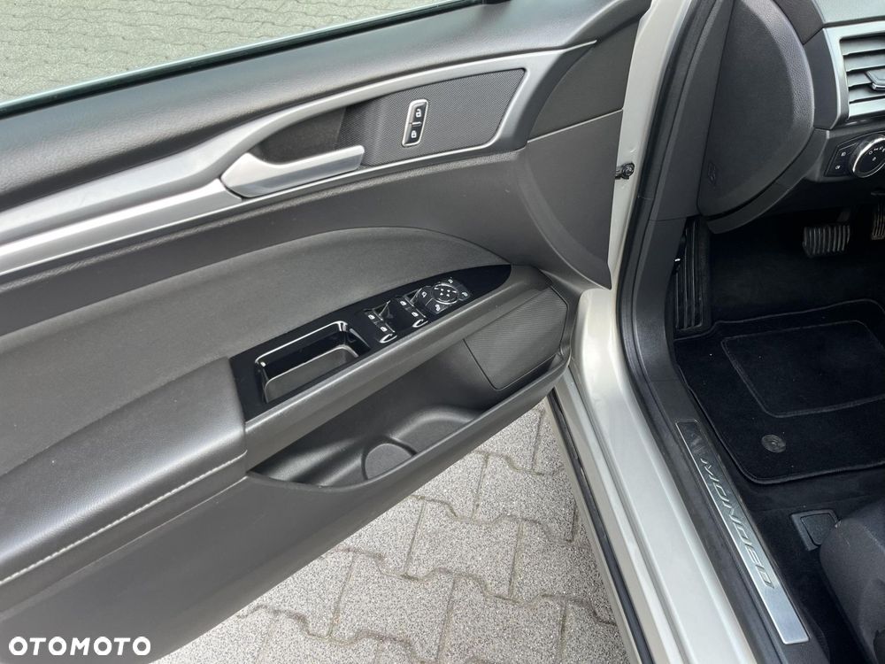 Ford Mondeo 1.5 EcoBoost Titanium - 10