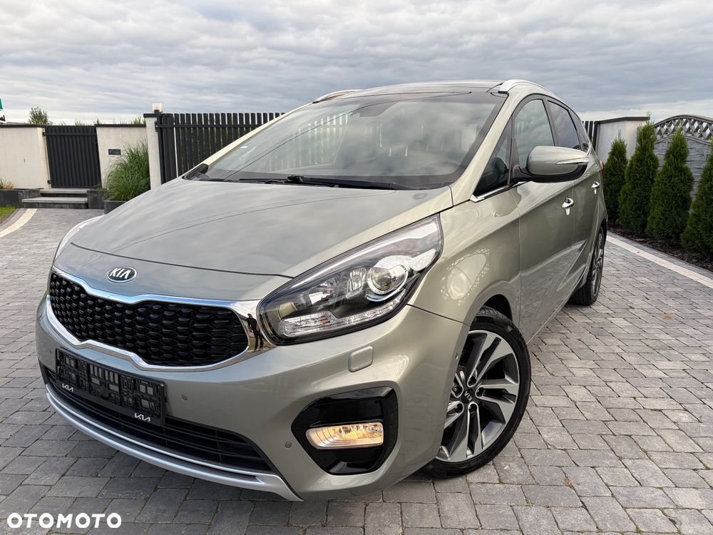 Kia Carens 1.7 CRDi Business Line 7os 7DCT - 1