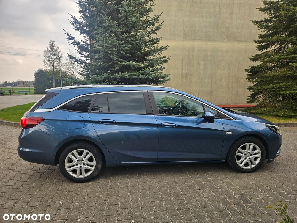 Opel Astra 1.6 D (CDTI) Start/Stop Business - 4