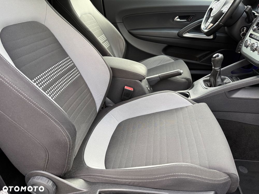 Volkswagen Scirocco 2.0 TDI Life - 32