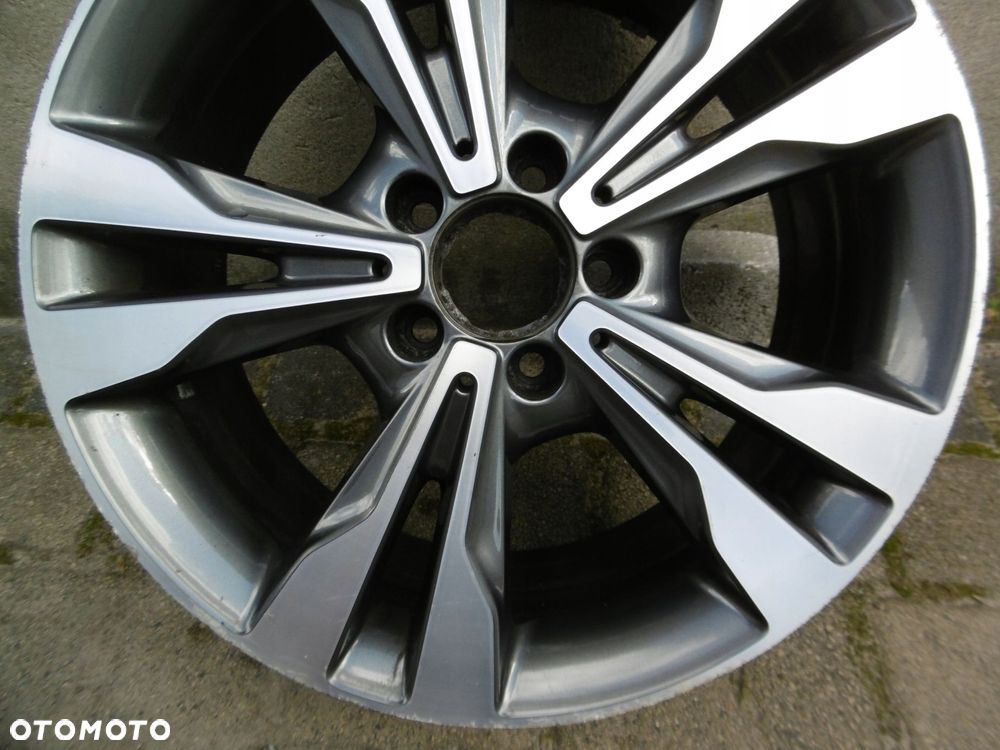 mercedes vito, v-klasa w447 - felga 7.5jx18h2 et52 5x112 - 3