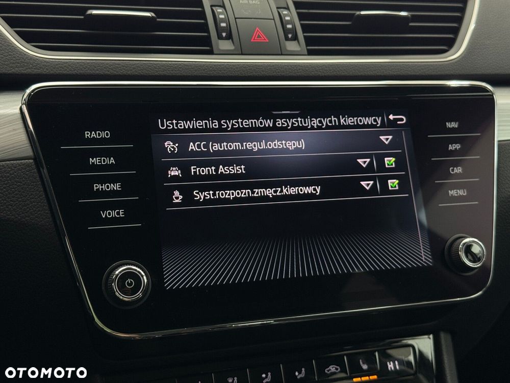 Skoda Superb 1.4 TSI Plug-In Hybrid Ambition DSG - 36