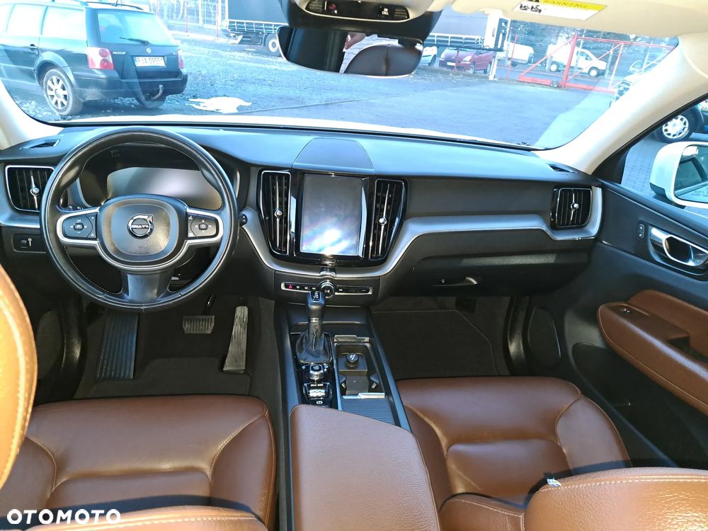 Volvo XC 60 ver-t6-awd-geartronic-momentum - 13