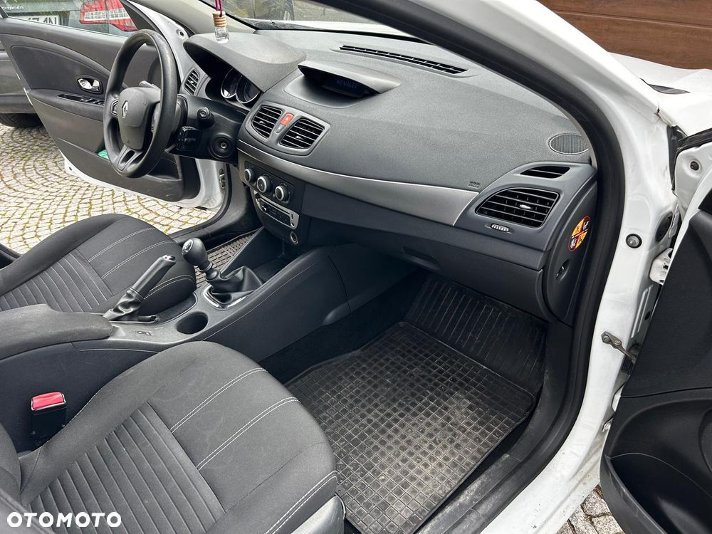 Renault Fluence - 11