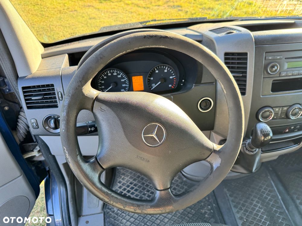 Mercedes-Benz Sprinter - 10