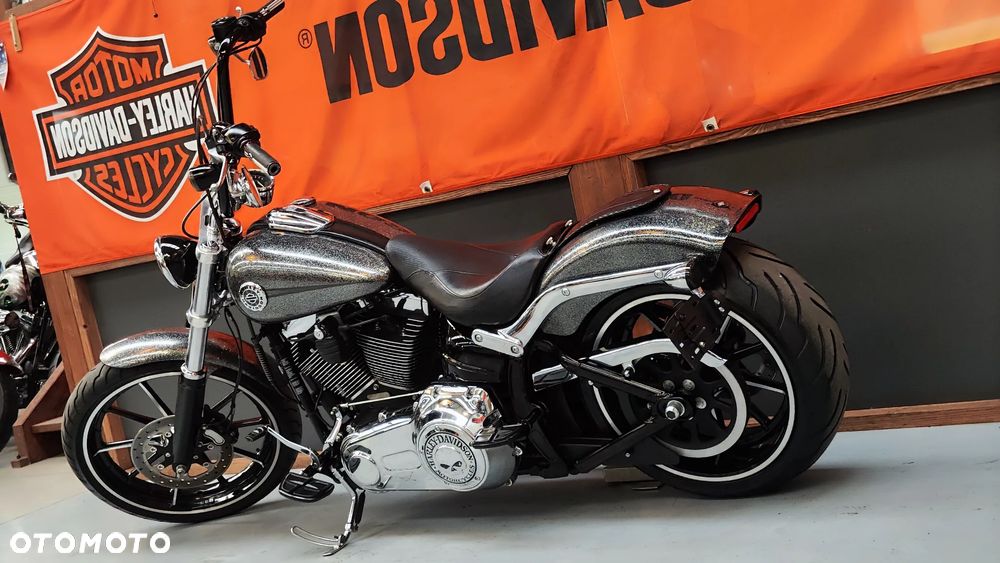 Harley-Davidson FXSB Breakout - 7