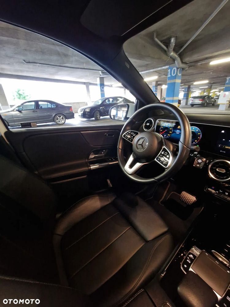 Mercedes-Benz Klasa B 180 Progressive 7G-DCT - 8