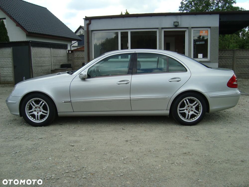 Mercedes-Benz Klasa E 220 CDI Automatik Elegance - 4