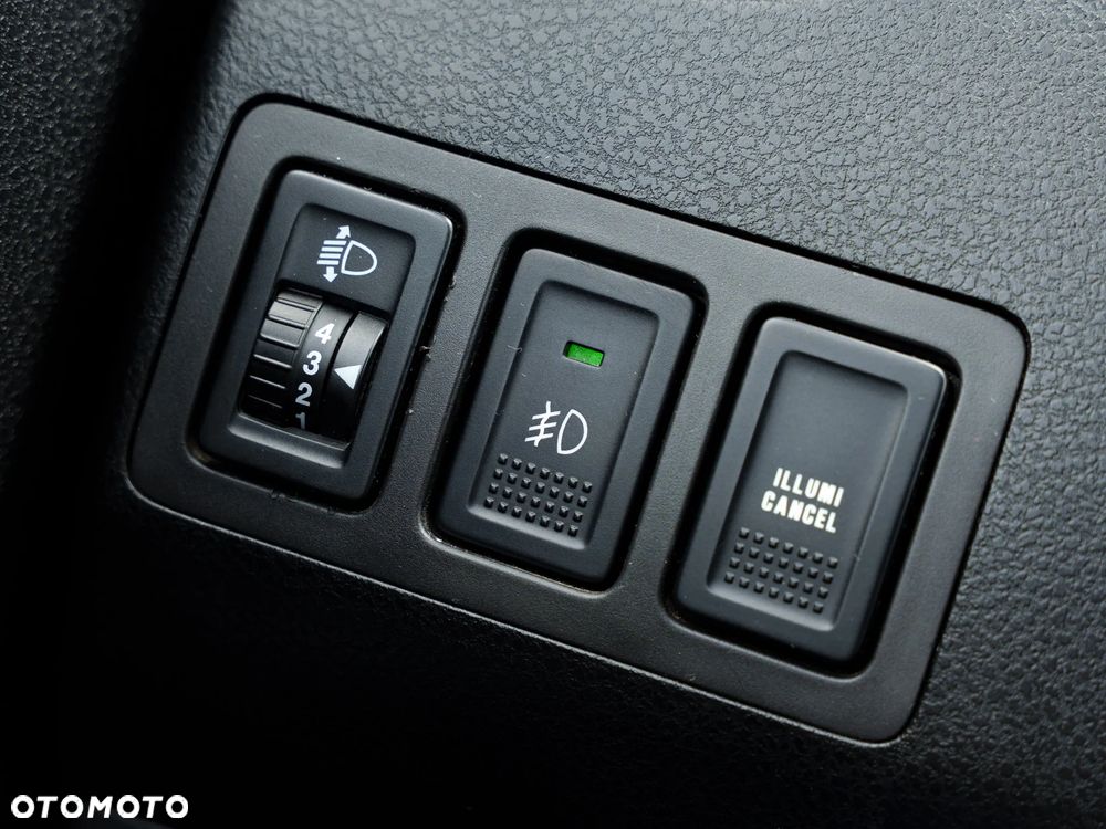 Suzuki Grand Vitara 2.0 Comfort Limited - 30