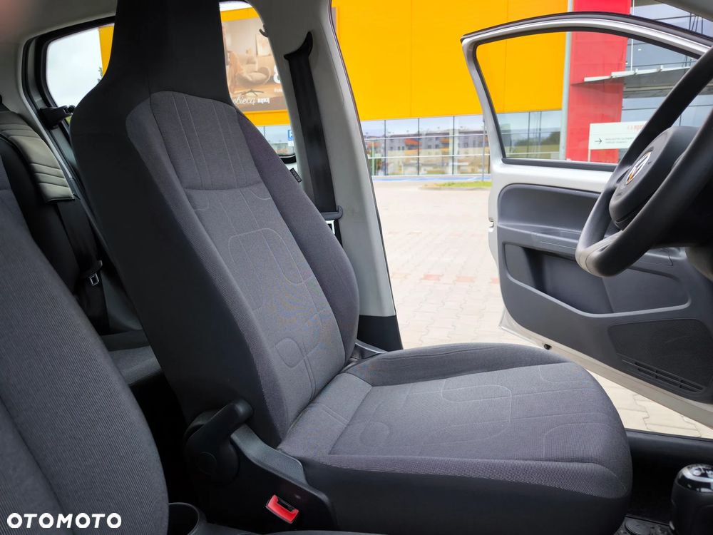 Volkswagen up! 1.0 move - 10