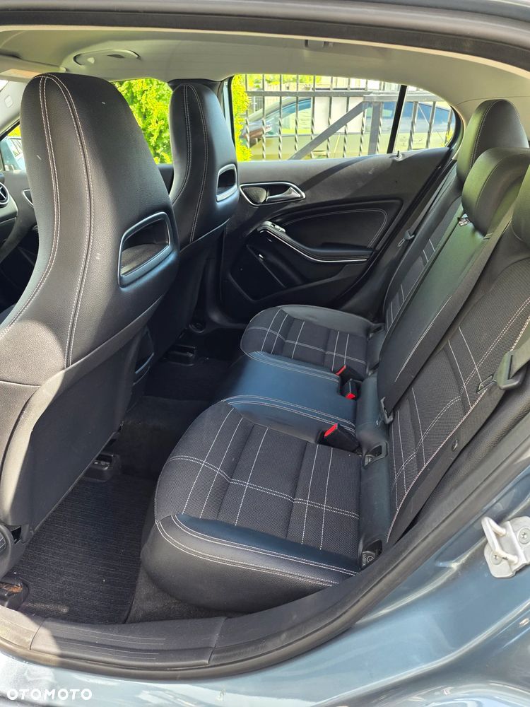 Mercedes-Benz GLA 200 (CDI) d 7G-DCT - 11