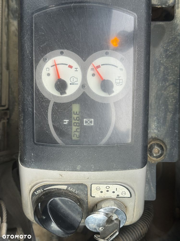 Komatsu PC 45 MR-3 - 14