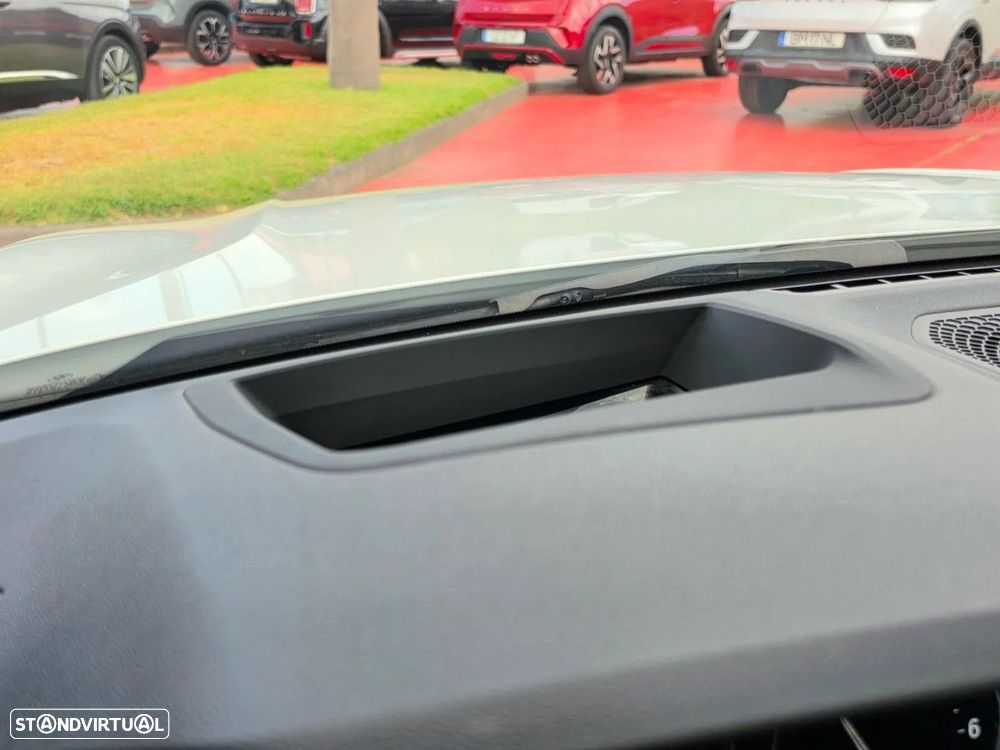 BMW 330 e Pack M Auto - 24