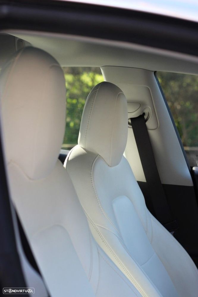 Tesla Model 3 Long Range Tração Integral - 26
